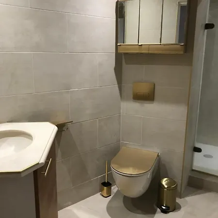 Horizon Apartment *